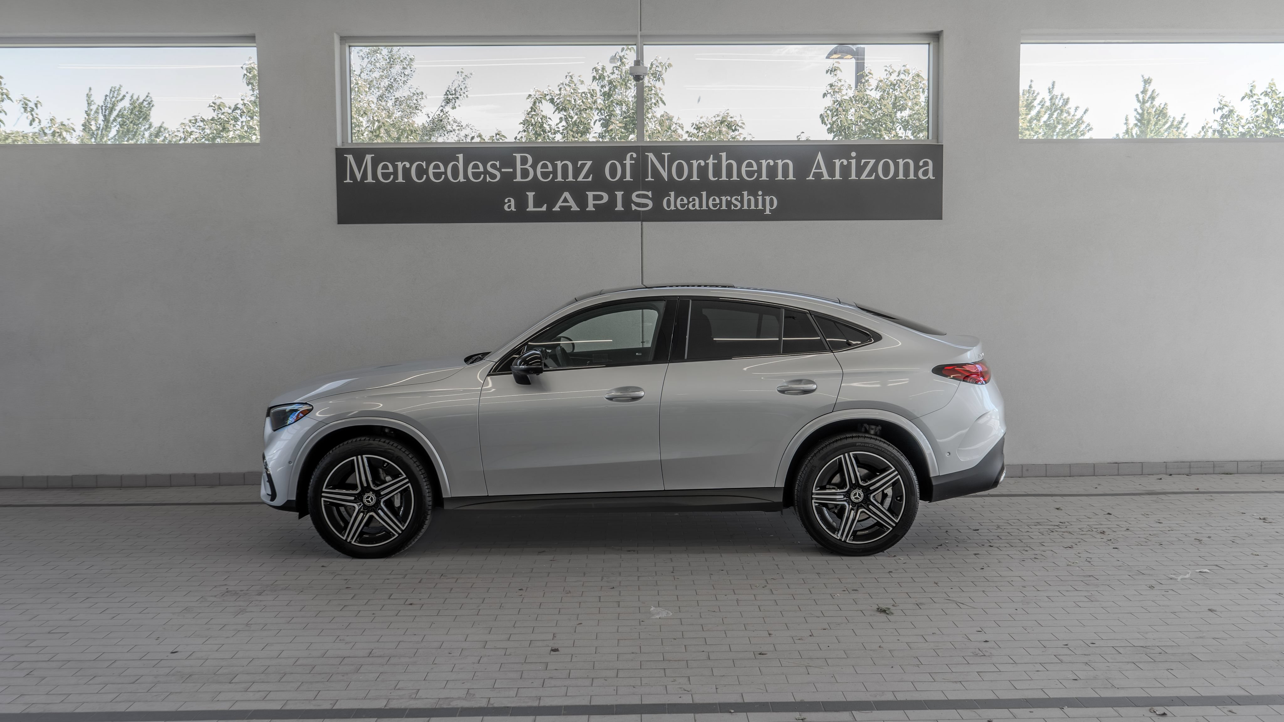 Certified 2024 Mercedes-Benz GLC 300 4MATIC image 2