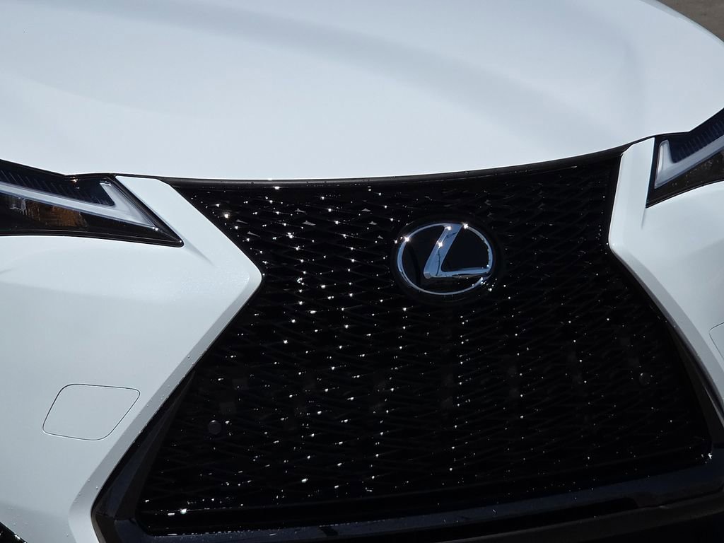 New 2026 Lexus UX 300h FWD image 7