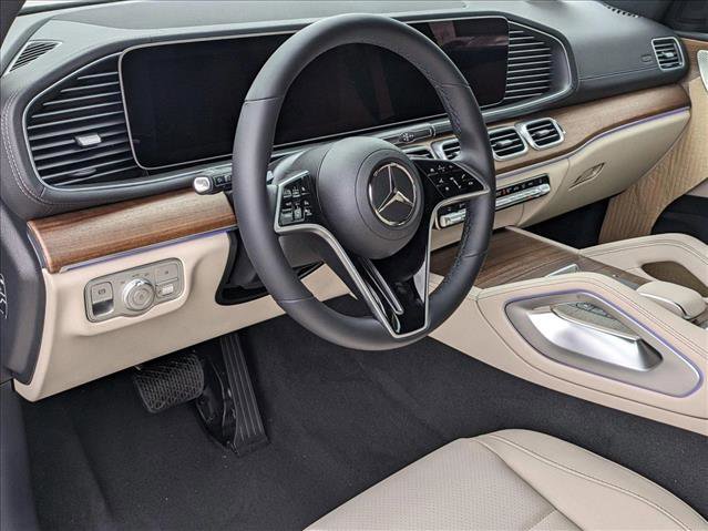 New 2025 Mercedes-Benz GLS 450 4MATIC image 3