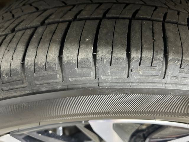 Used 2025 Toyota Crown Signia image 14