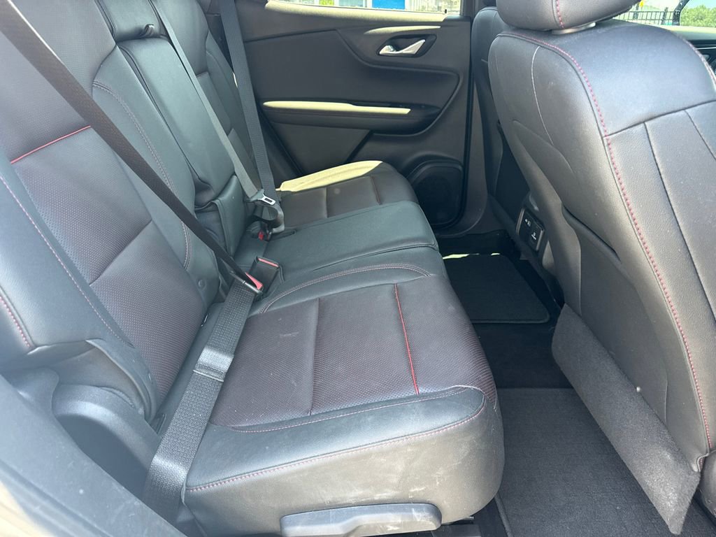 Used 2021 Chevrolet Blazer RS w/ Enhanced Convenience Package FWD image 16