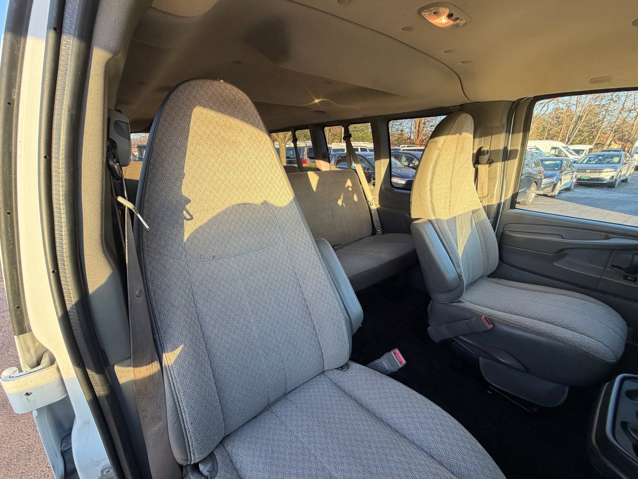 Used 2015 Chevrolet Express 3500 LT w/ LT Preferred Equipment Group RWD image 25