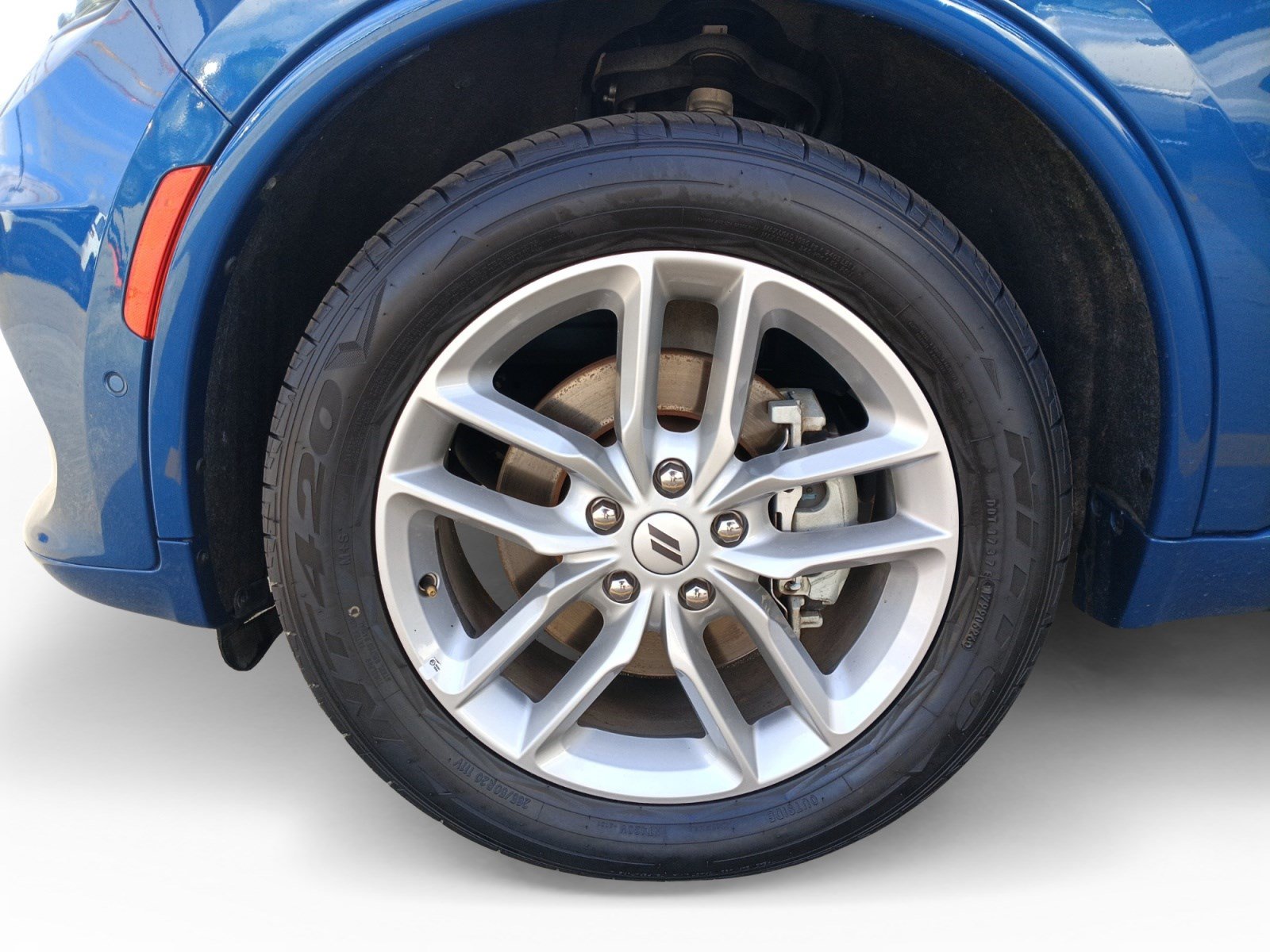 Used 2025 Dodge Durango GT AWD/4WD image 9