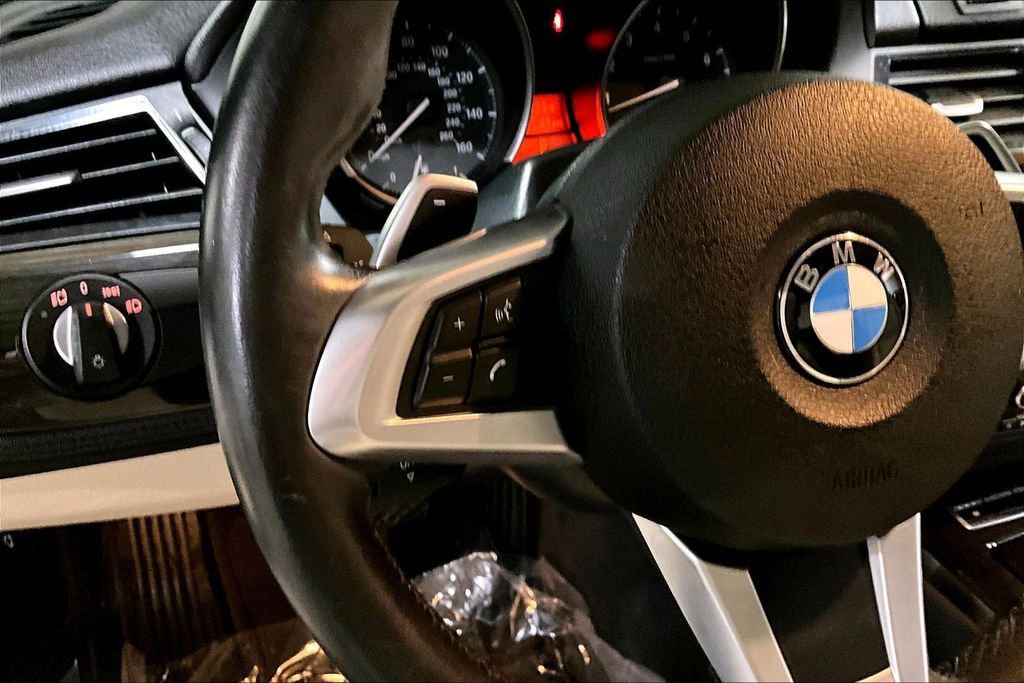 Used 2016 BMW Z4 sDrive28i RWD image 18