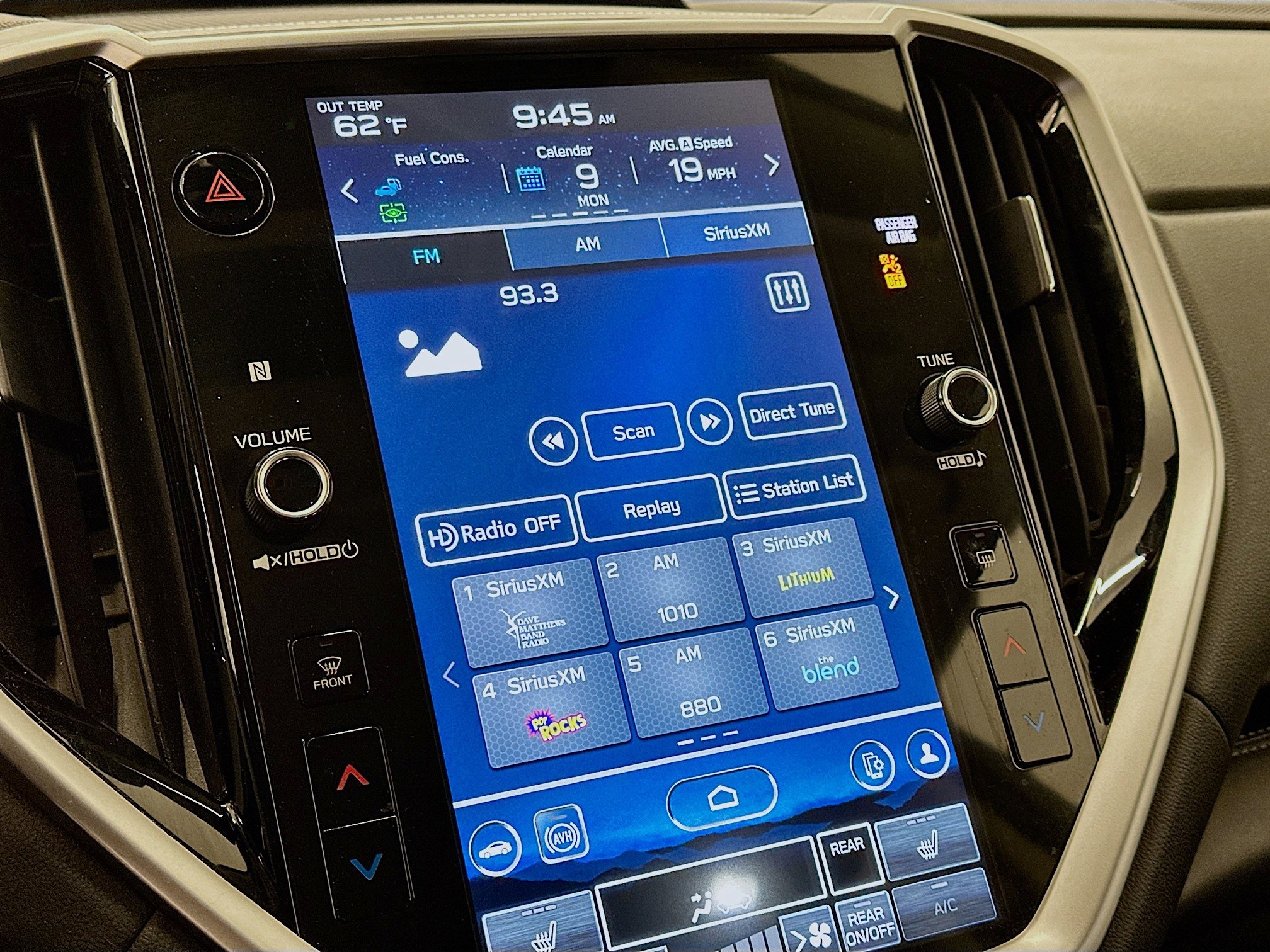 Used 2023 Subaru Ascent Limited w/ Technology Package image 21