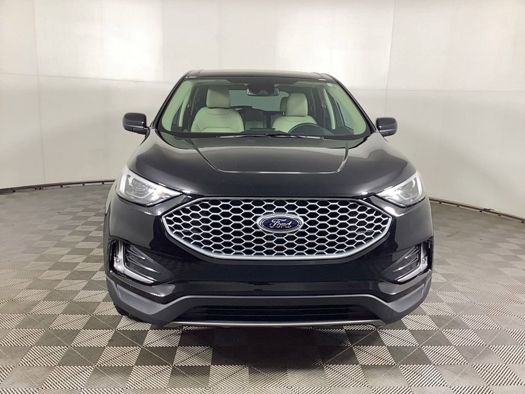 Used 2024 Ford Edge SEL w/ Convenience Package image 7