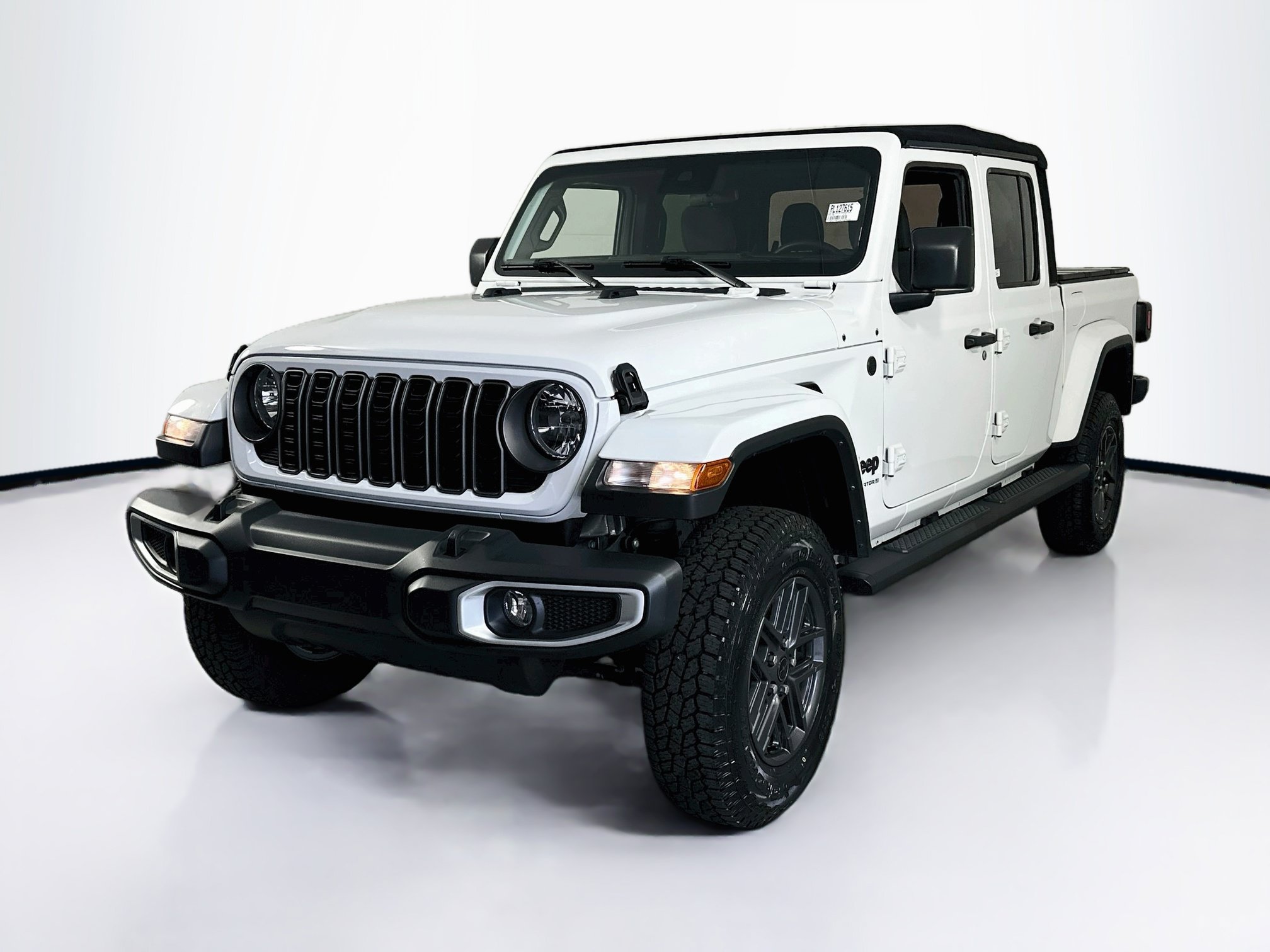 Used 2024 Jeep Gladiator Sport AWD/4WD image 1