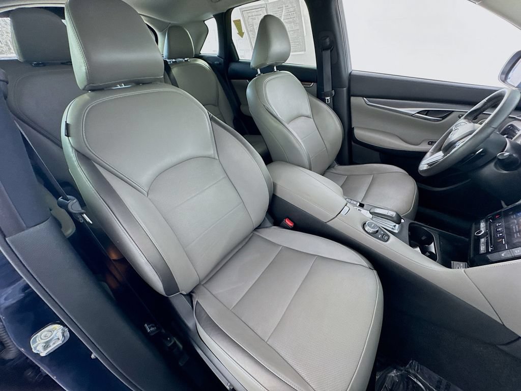 Certified 2023 INFINITI QX50 Luxe AWD/4WD image 29