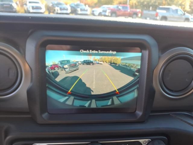 Used 2022 Jeep Wrangler Unlimited Sport AWD/4WD image 16