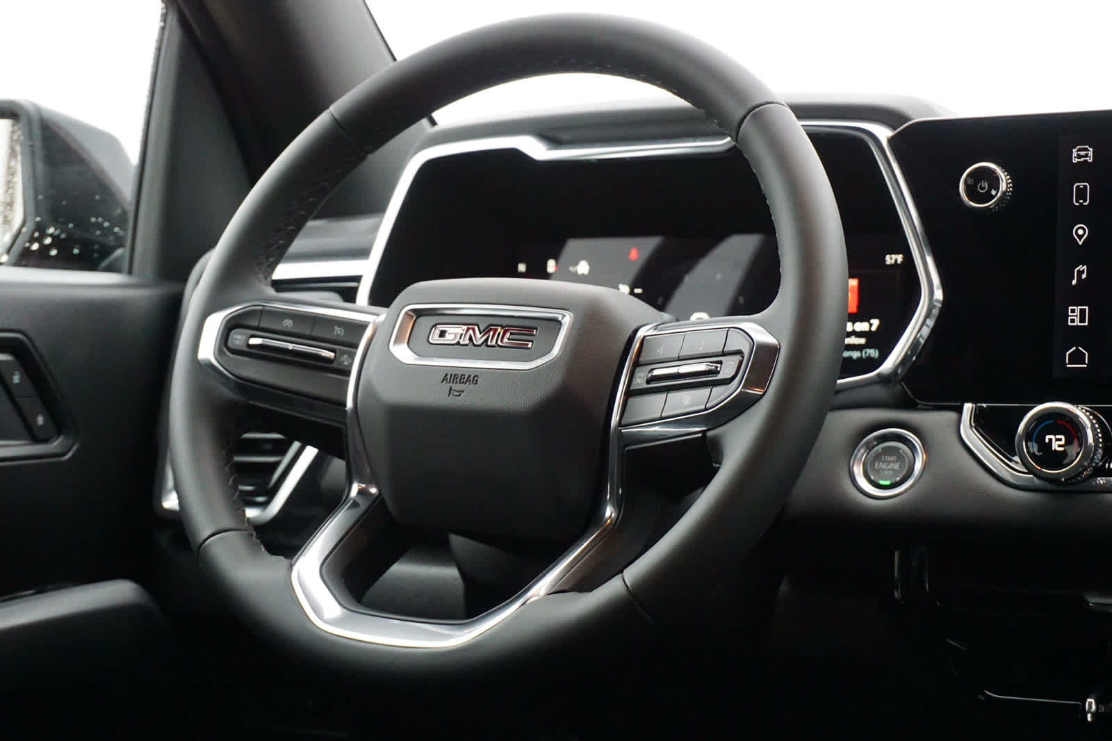 New 2026 GMC Canyon Elevation w/ Convenience Package RWD image 14
