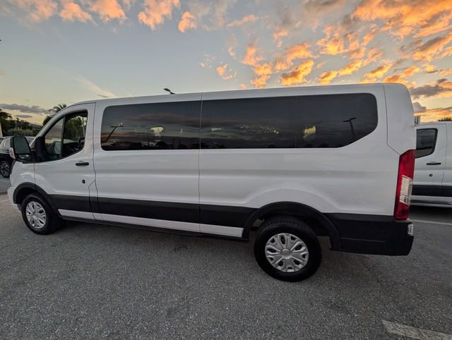 Used 2023 Ford Transit 350 XLT image 7