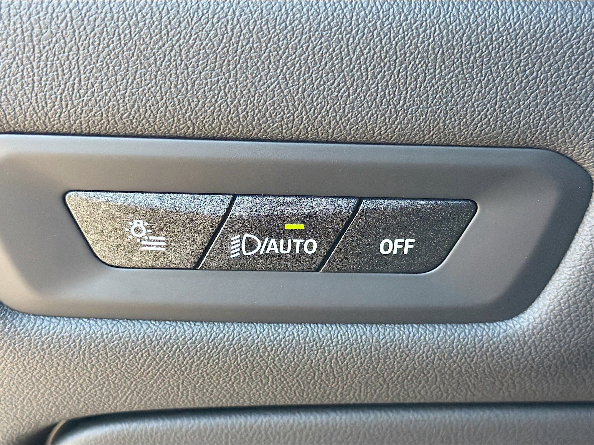 New 2026 BMW X5 xDrive50e w/ M Sport Package image 36