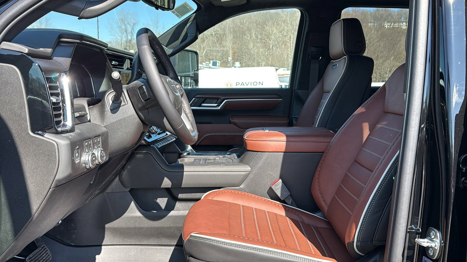 New 2026 GMC Sierra 2500 Denali Ultimate w/ LPO, Black Badging Package image 8