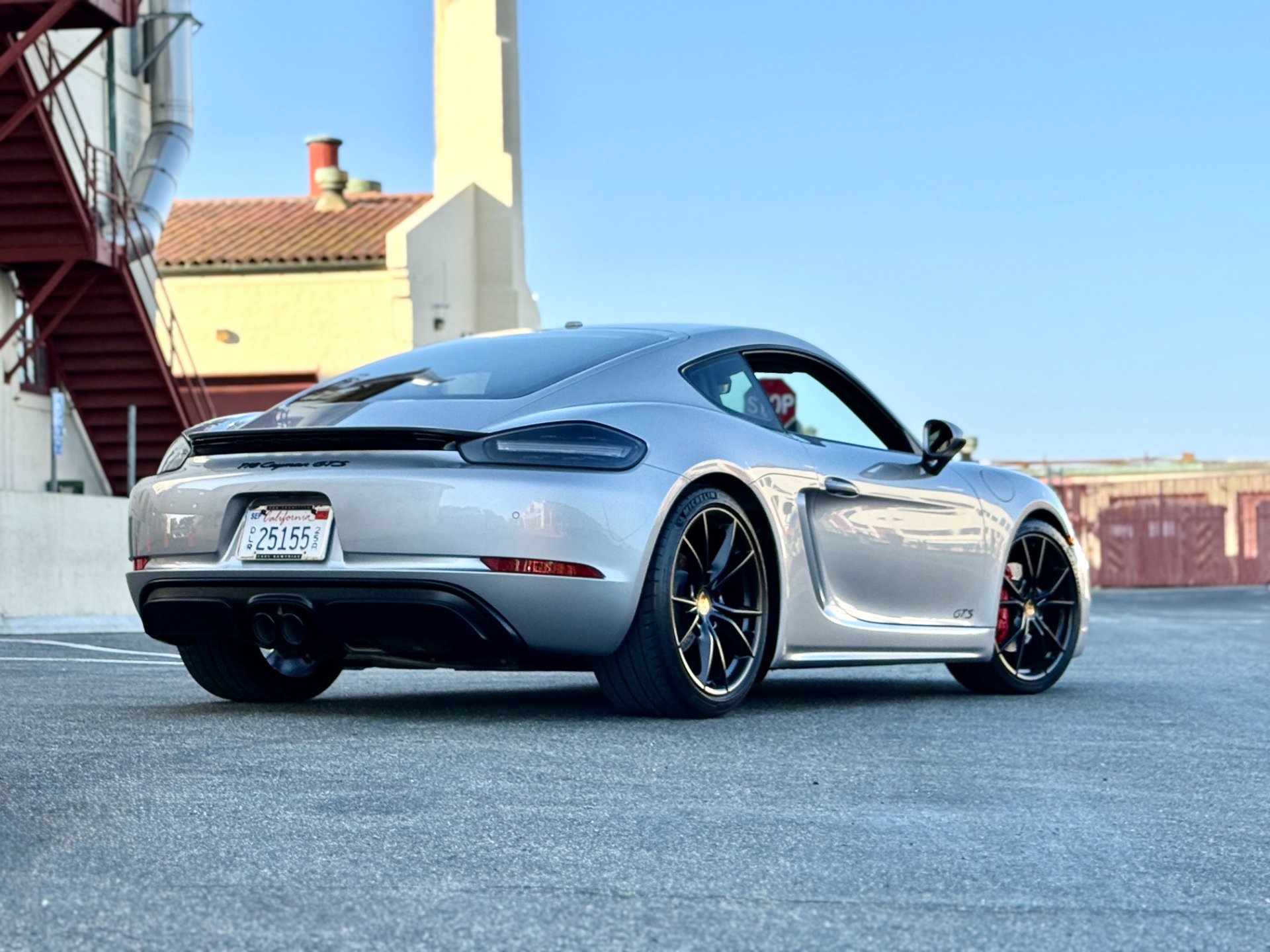 Used 2018 Porsche 718 Cayman GTS image 2
