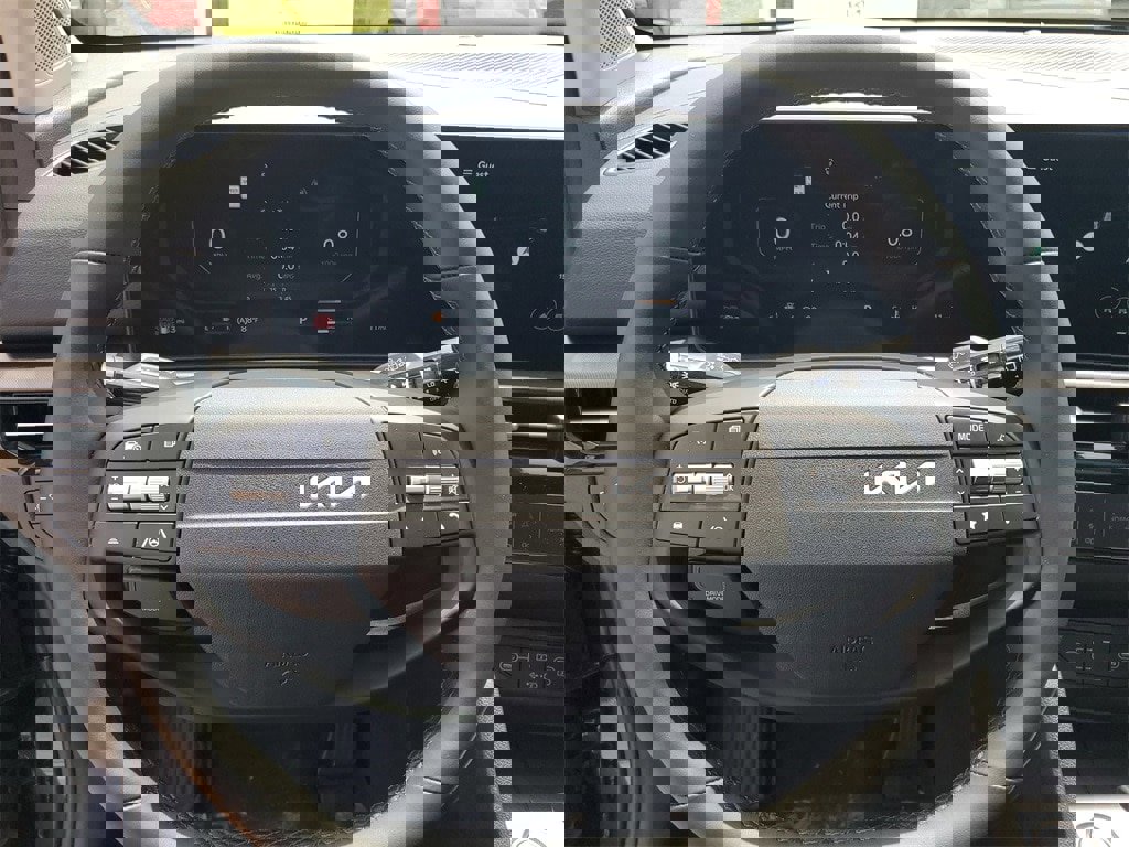 New 2026 Kia Sportage SX image 11