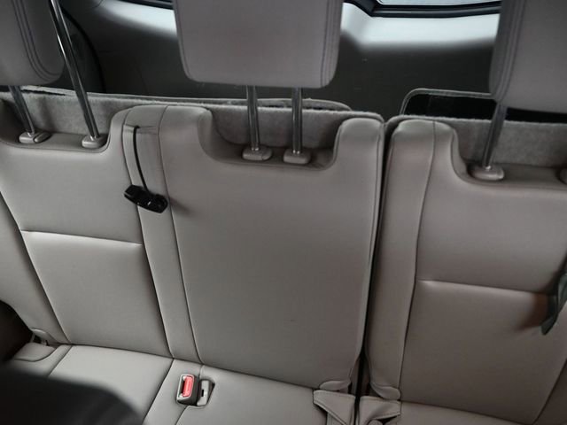 Used 2015 Toyota Highlander XLE image 12