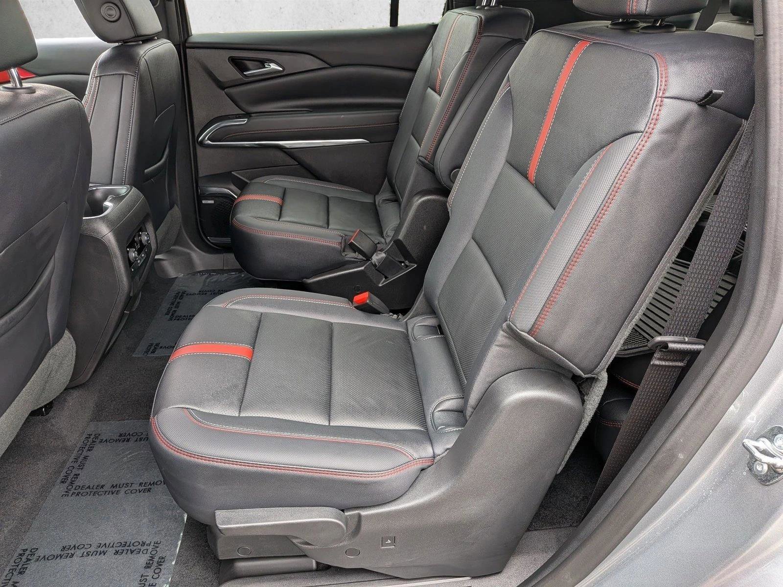 Used 2026 Chevrolet Traverse RS AWD/4WD image 23
