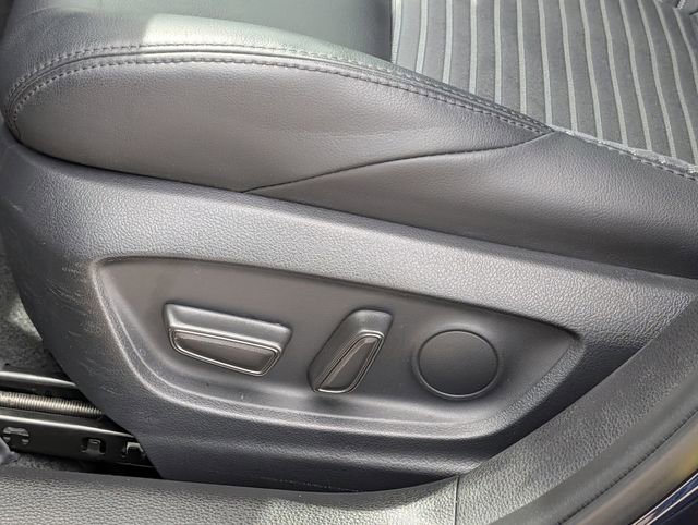 Used 2025 Toyota Corolla XSE image 25