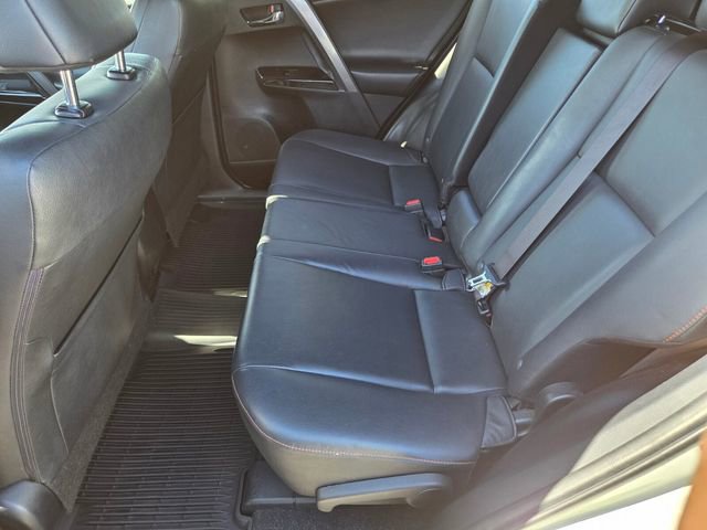 Used 2016 Toyota RAV4 SE w/ Advanced Technology Package AWD/4WD image 11