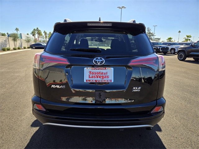 Certified 2018 Toyota RAV4 XLE image 5