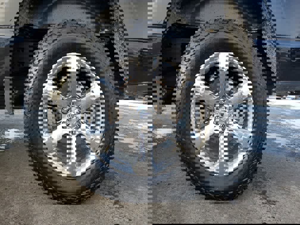 Used 2023 Ford F150 Lariat w/ Equipment Group 502A High image 9