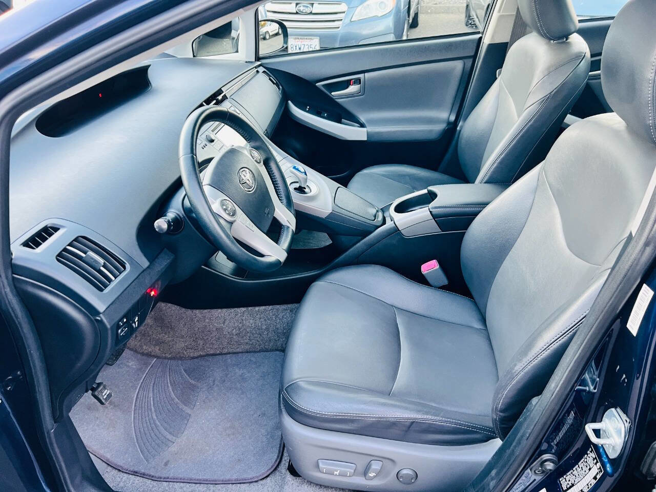 Used 2013 Toyota Prius Four FWD image 13