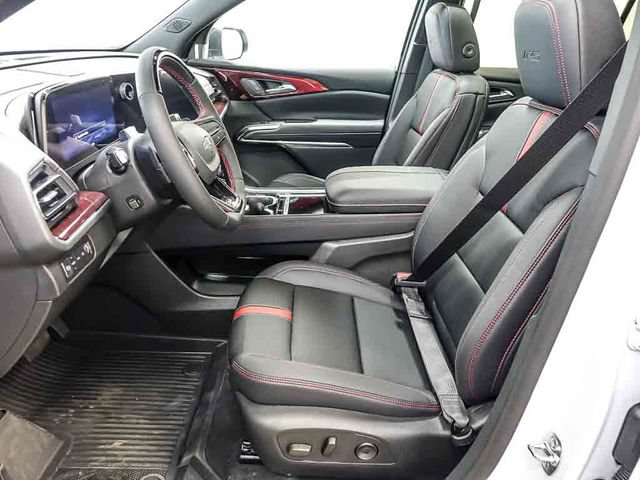 New 2026 Chevrolet Traverse RS w/ LPO, Floor Liner Package AWD/4WD image 8