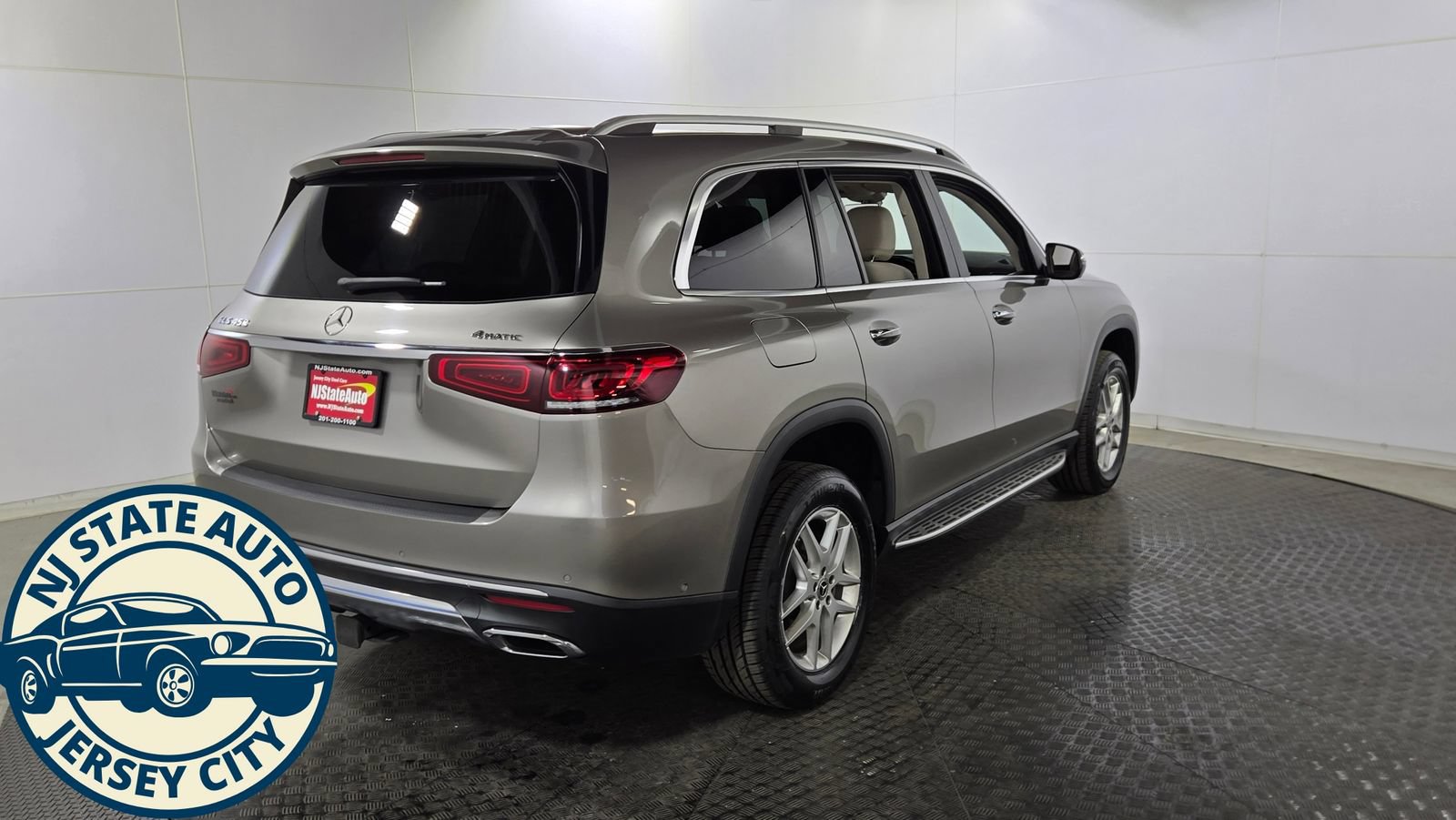 Used 2020 Mercedes-Benz GLS 450 4MATIC image 7