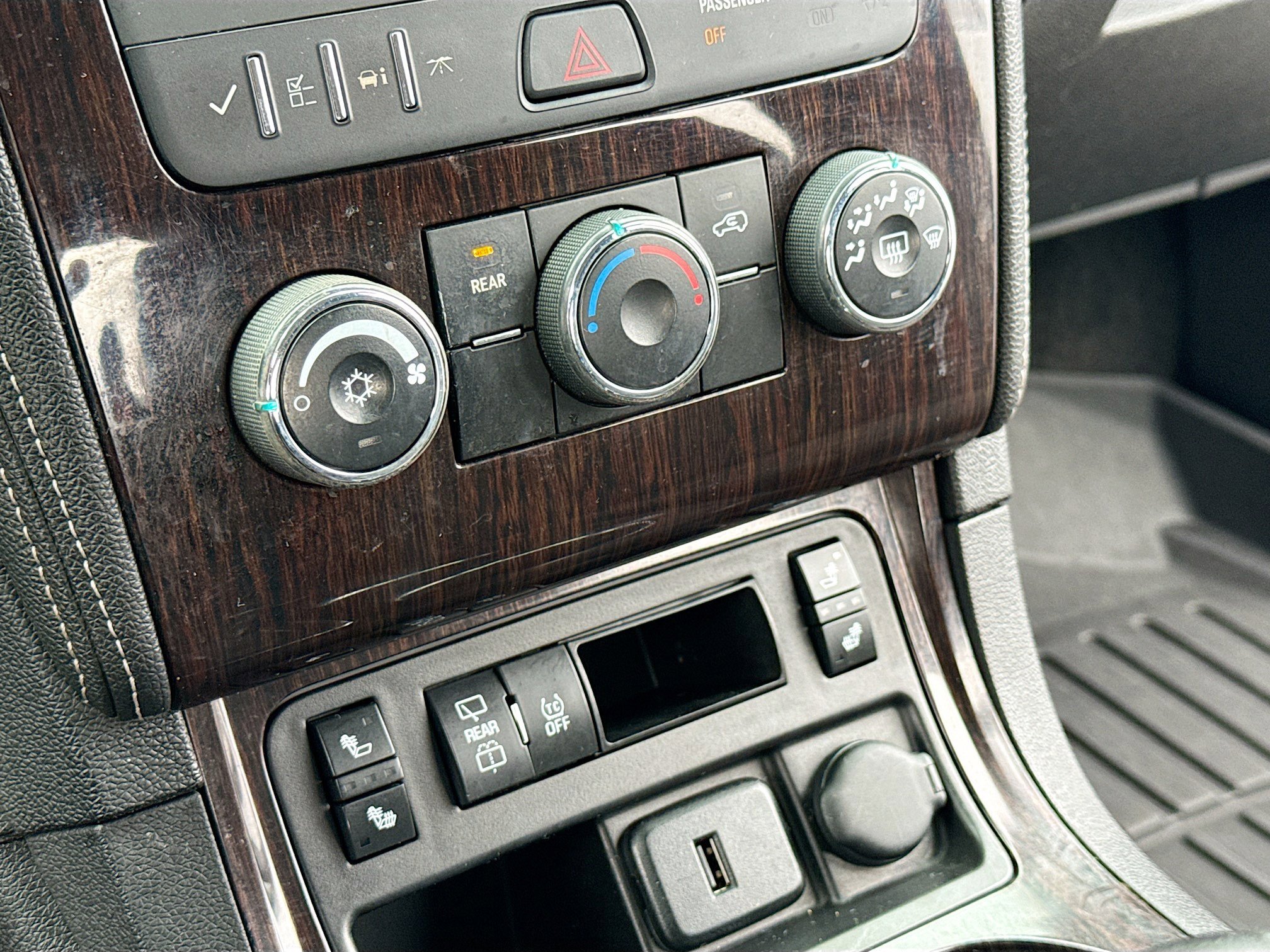 Used 2017 Chevrolet Traverse LT image 11