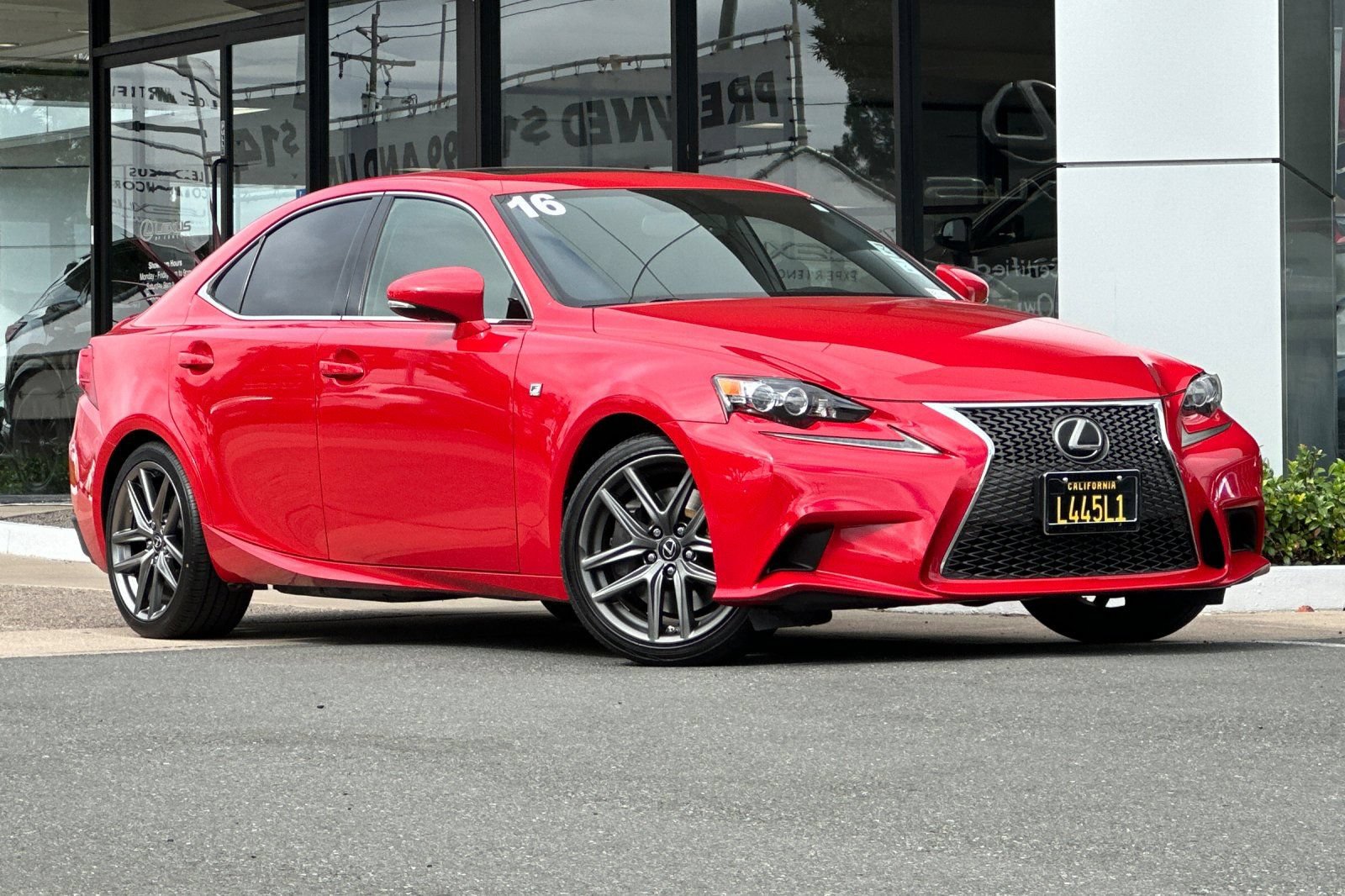 Used 2016 Lexus IS 350 w/ F Sport Package RWD image 2