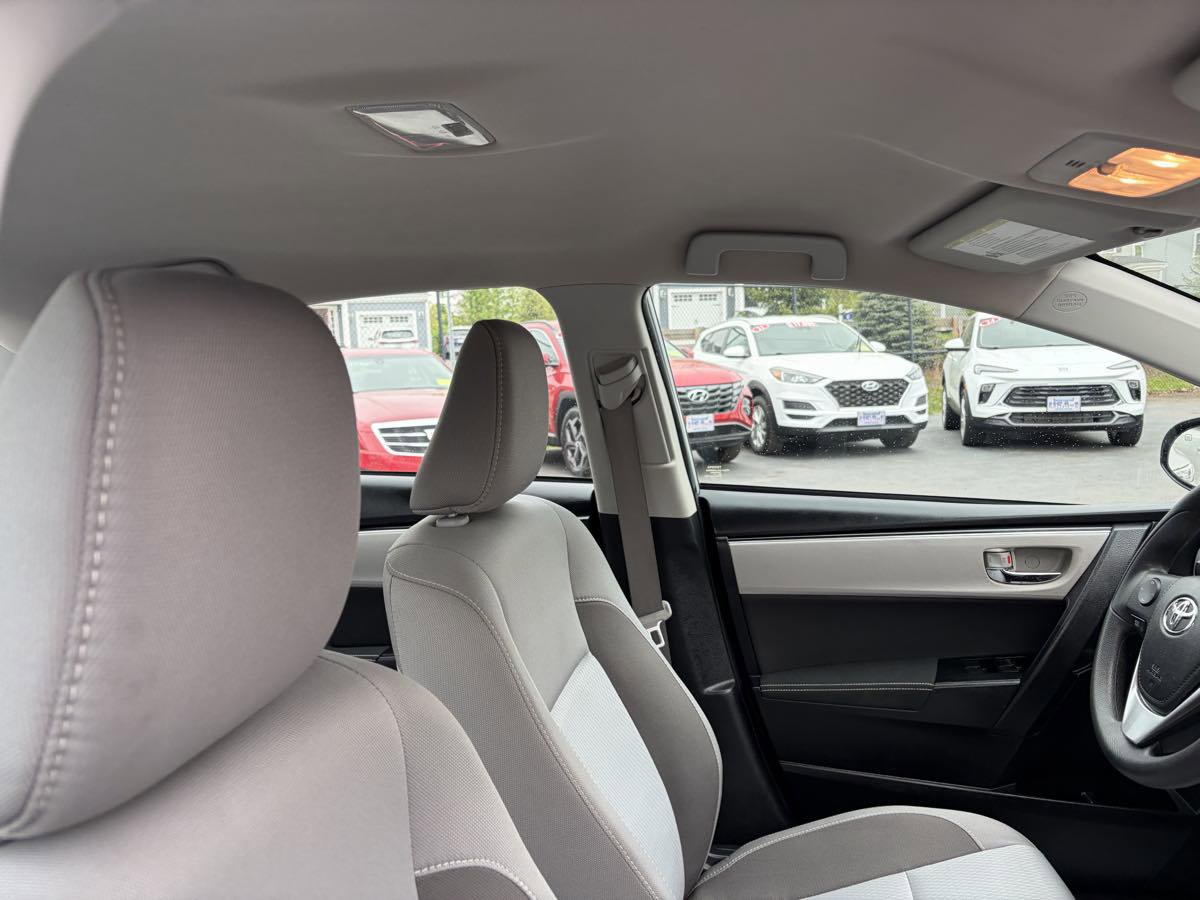 Used 2017 Toyota Corolla L FWD image 26