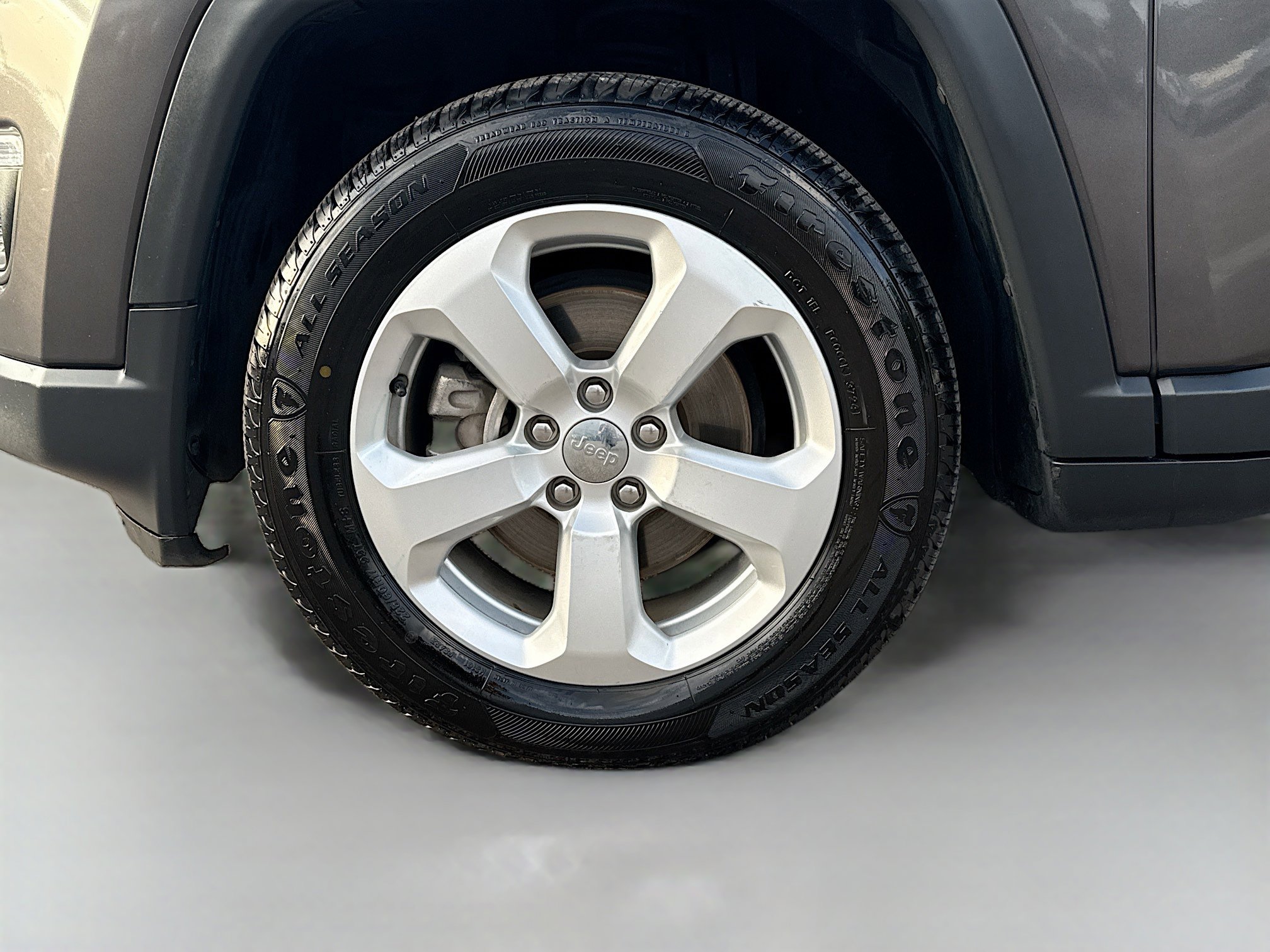 Used 2018 Jeep Compass Latitude image 40