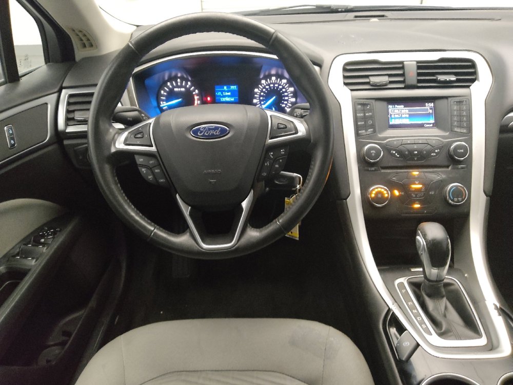Used 2016 Ford Fusion S FWD image 22