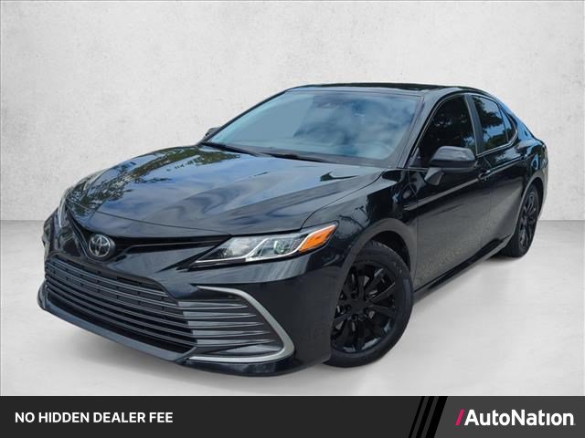Used 2023 Toyota Camry LE FWD image 1