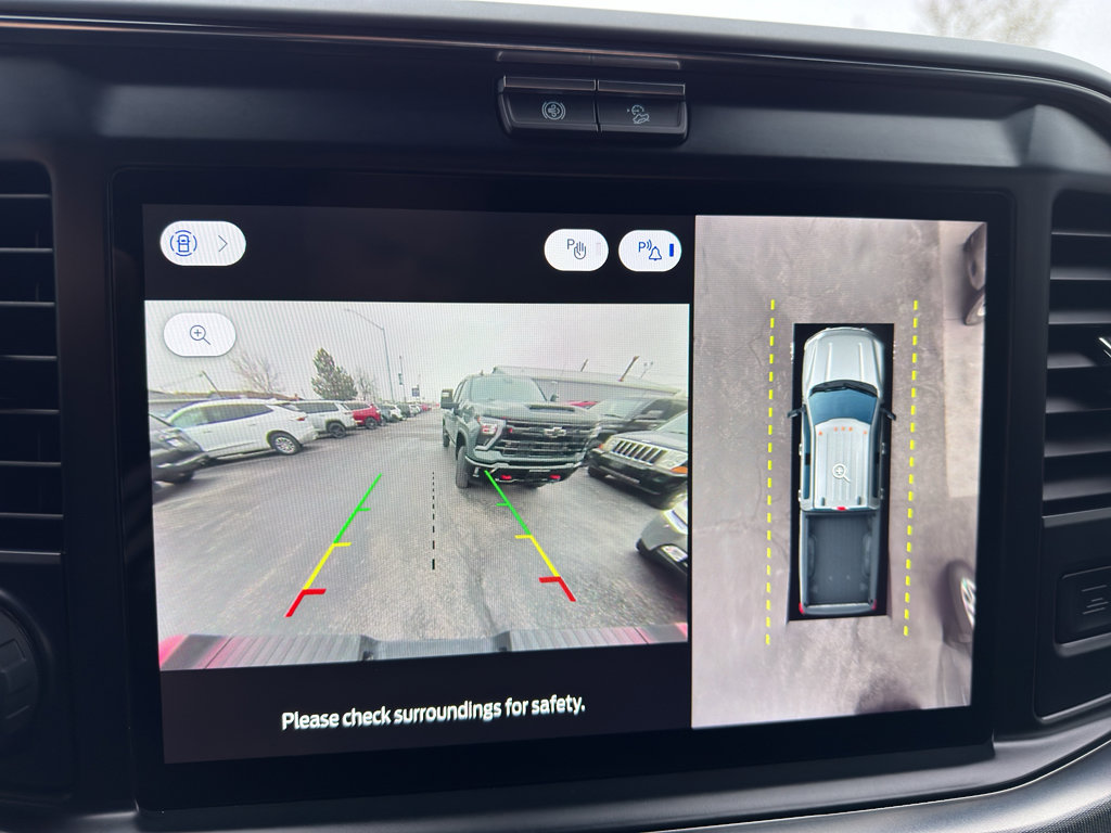 Used 2025 Ford F450 Platinum w/ FX4 Off-Road Package image 18