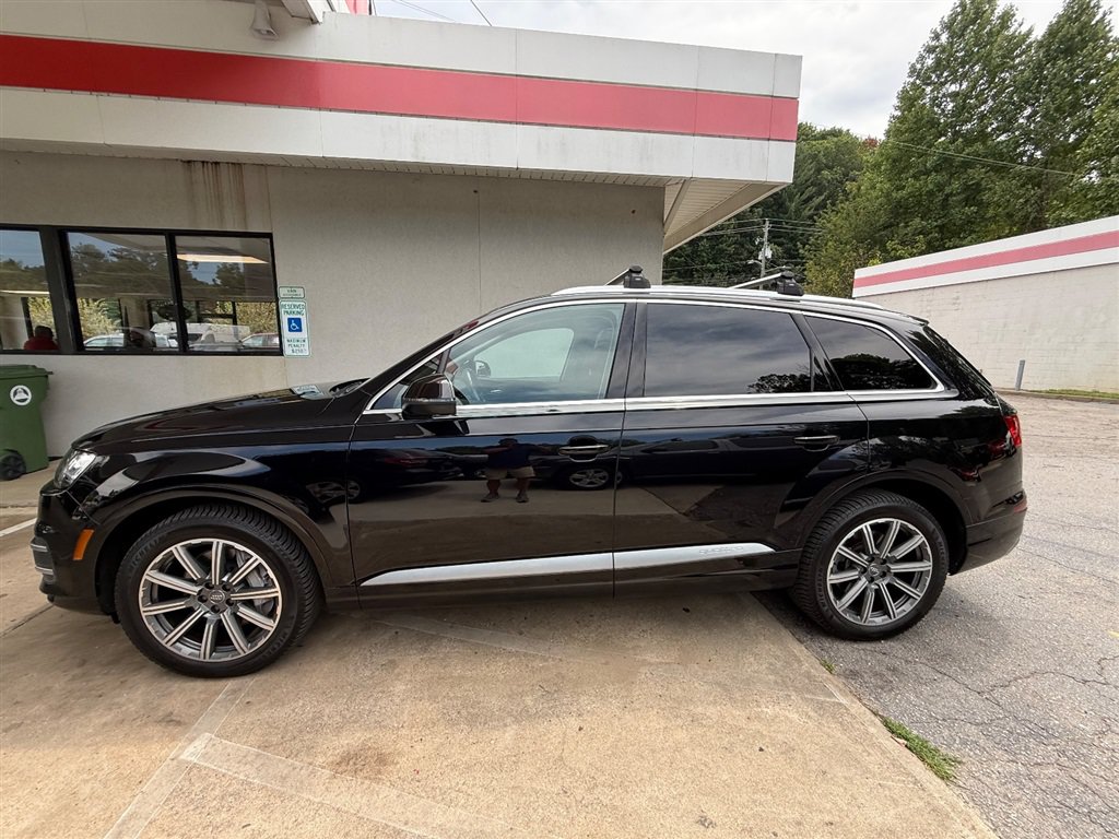 Used 2018 Audi Q7 3.0T Prestige AWD/4WD image 16