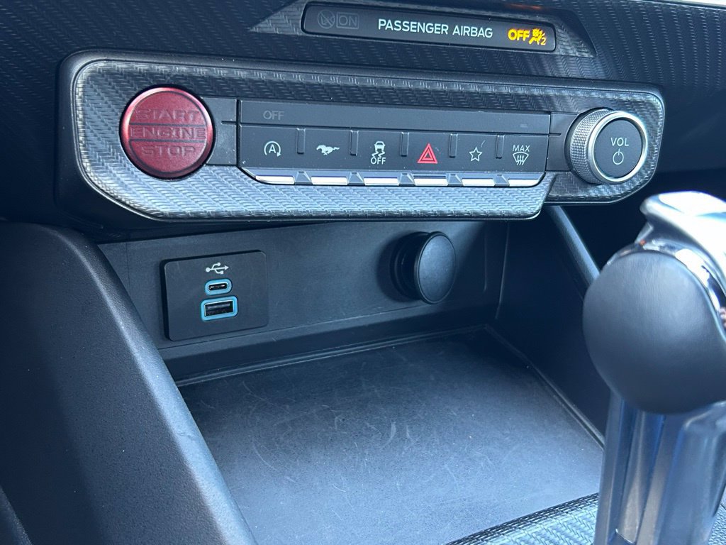 Used 2025 Ford Mustang Premium RWD image 22