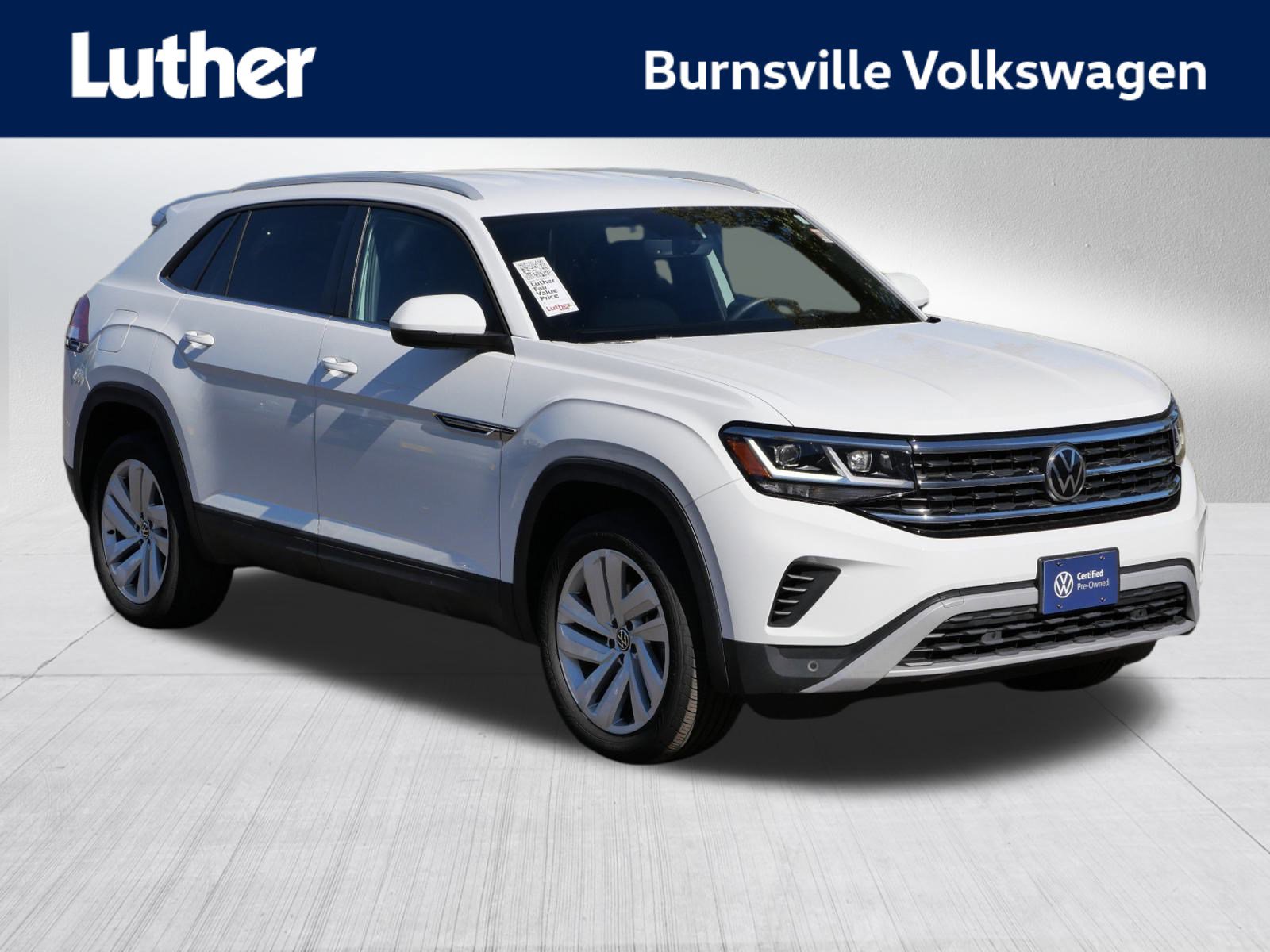 Certified 2022 Volkswagen Atlas Cross Sport SE image 1