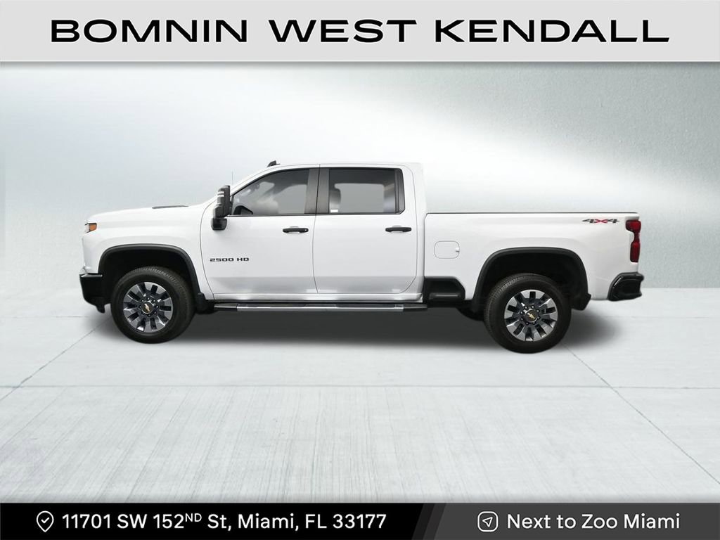 Used 2023 Chevrolet Silverado 2500 Custom w/ Custom Value Package image 2