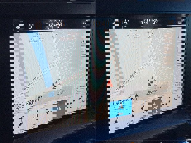 Used 2019 Ford F150 Platinum w/ Equipment Group 701A Luxury image 17