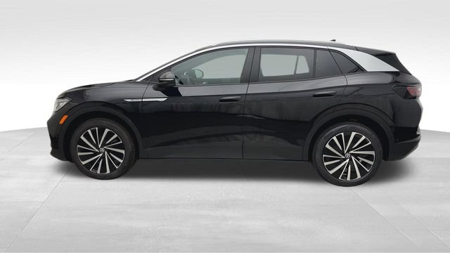 Used 2023 Volkswagen ID.4 Pro S Plus AWD/4WD image 5