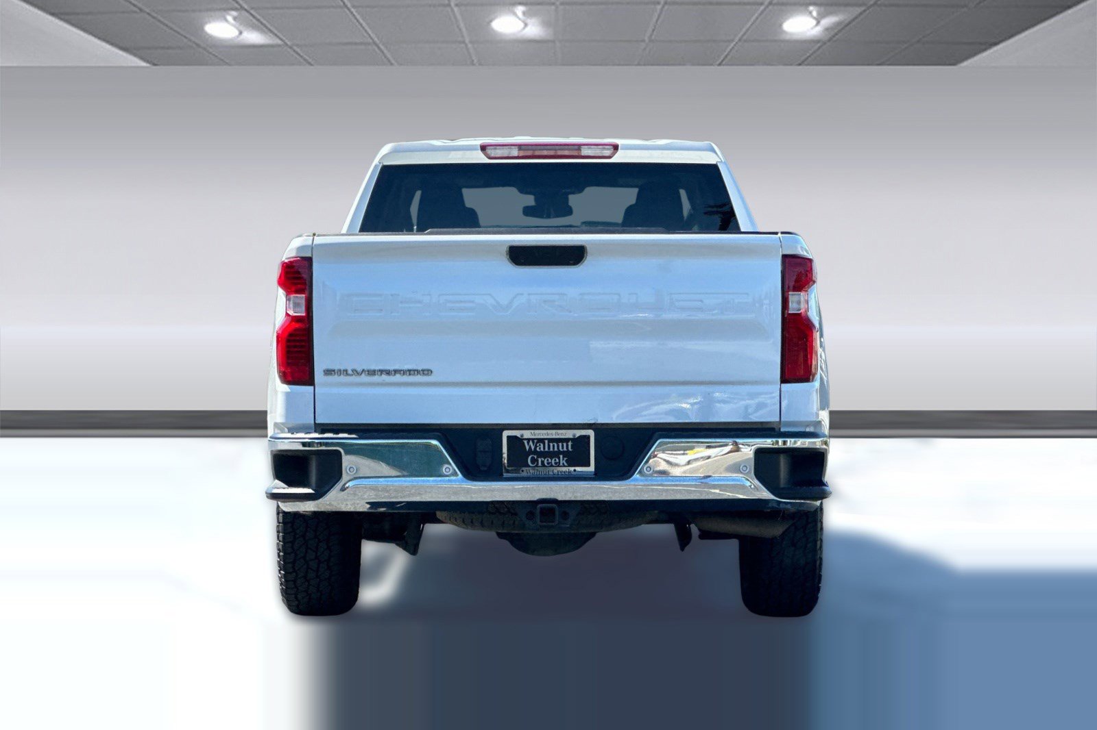 Used 2023 Chevrolet Silverado 1500 W/T w/ WT Value Package AWD/4WD image 9