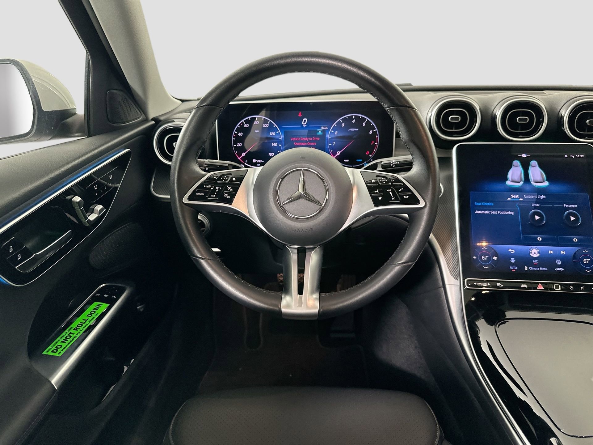 Used 2025 Mercedes-Benz C 300 Sedan image 26