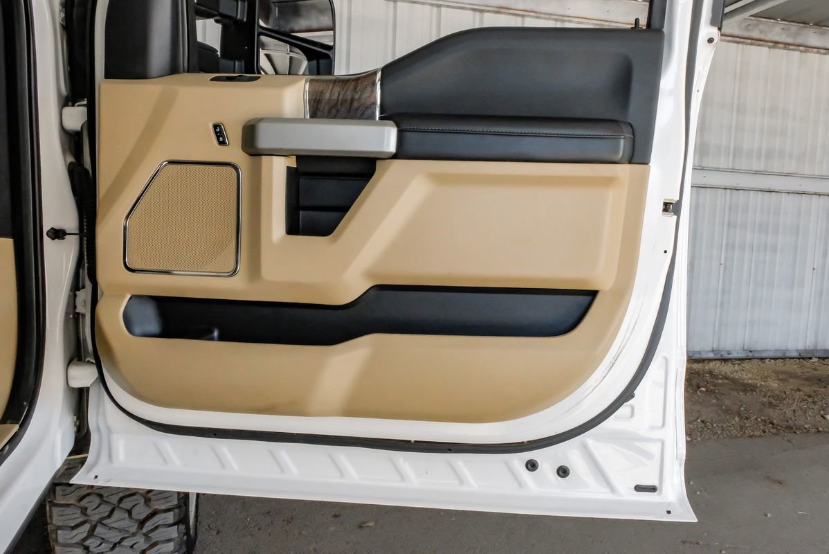 Used 2019 Ford F250 Lariat w/ Lariat Value Package image 45