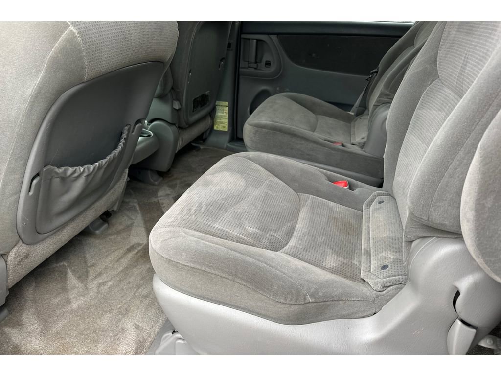 Used 2005 Toyota Sienna LE image 14