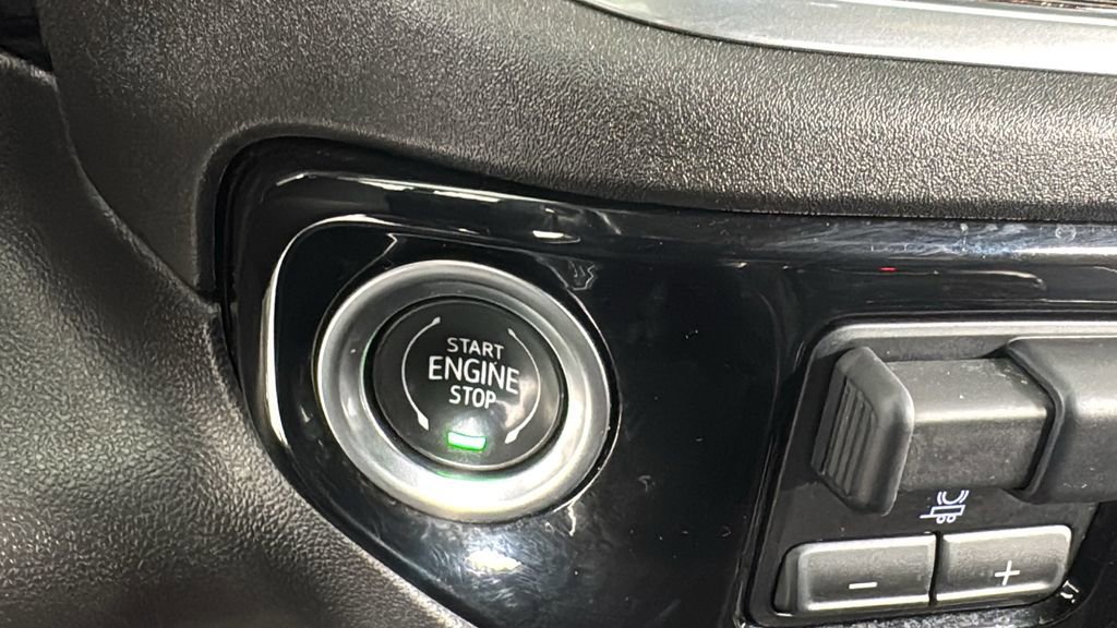 Used 2022 GMC Sierra 1500 Elevation image 24