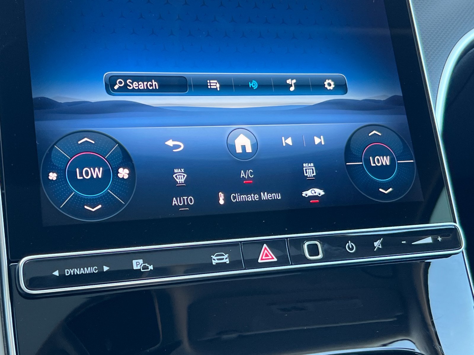 New 2026 Mercedes-Benz C 300 Sedan image 18