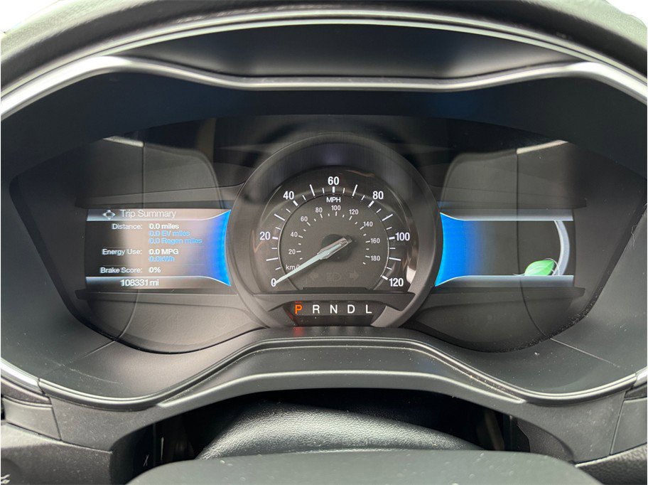 Used 2019 Ford Fusion Energi Titanium FWD image 16