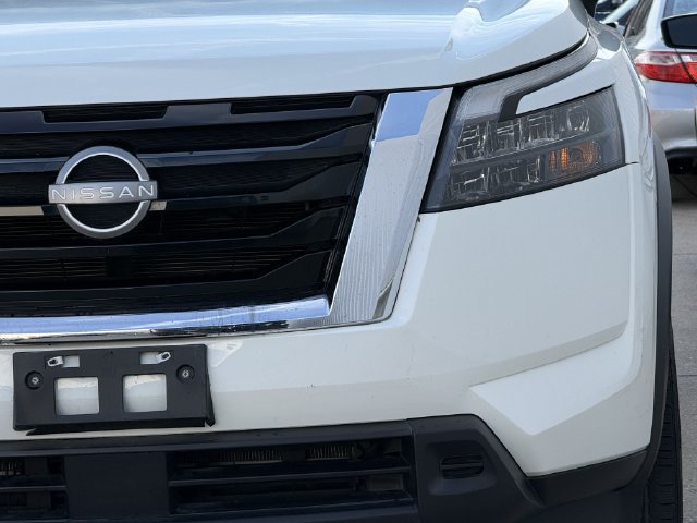 Used 2024 Nissan Pathfinder S w/ Cargo Package FWD image 7