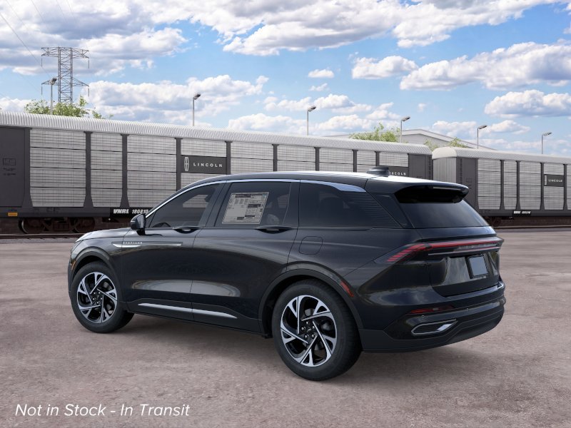 New 2026 Lincoln Nautilus Premier AWD/4WD image 4